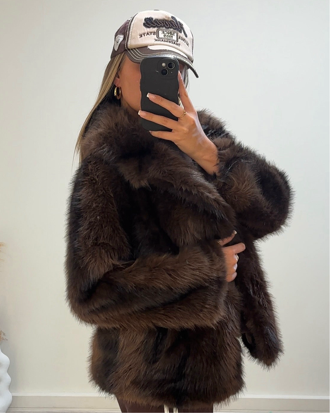FAUX FUR TWO-TONE COAT The Fashion Cabin Autumn Winter Collection