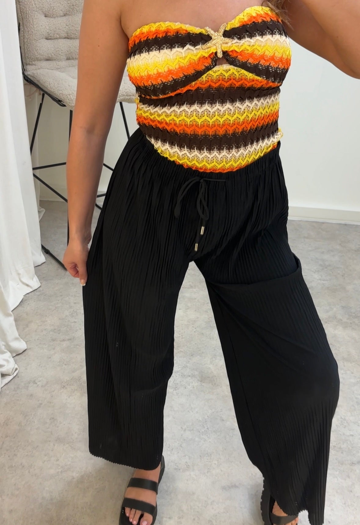Pleated Summer Trousers in black (UK 6-20)