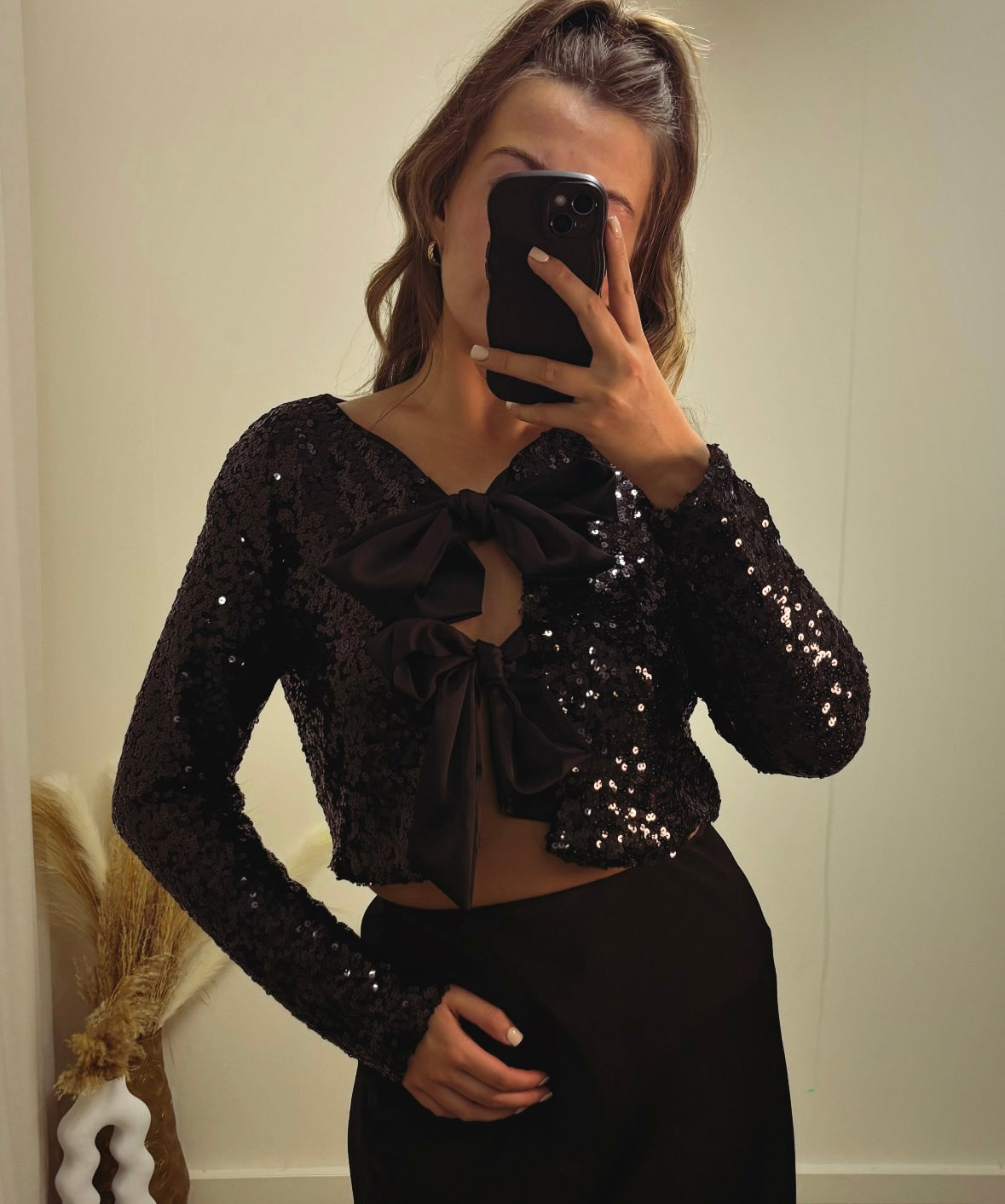 SIA sequin bow cardigan top