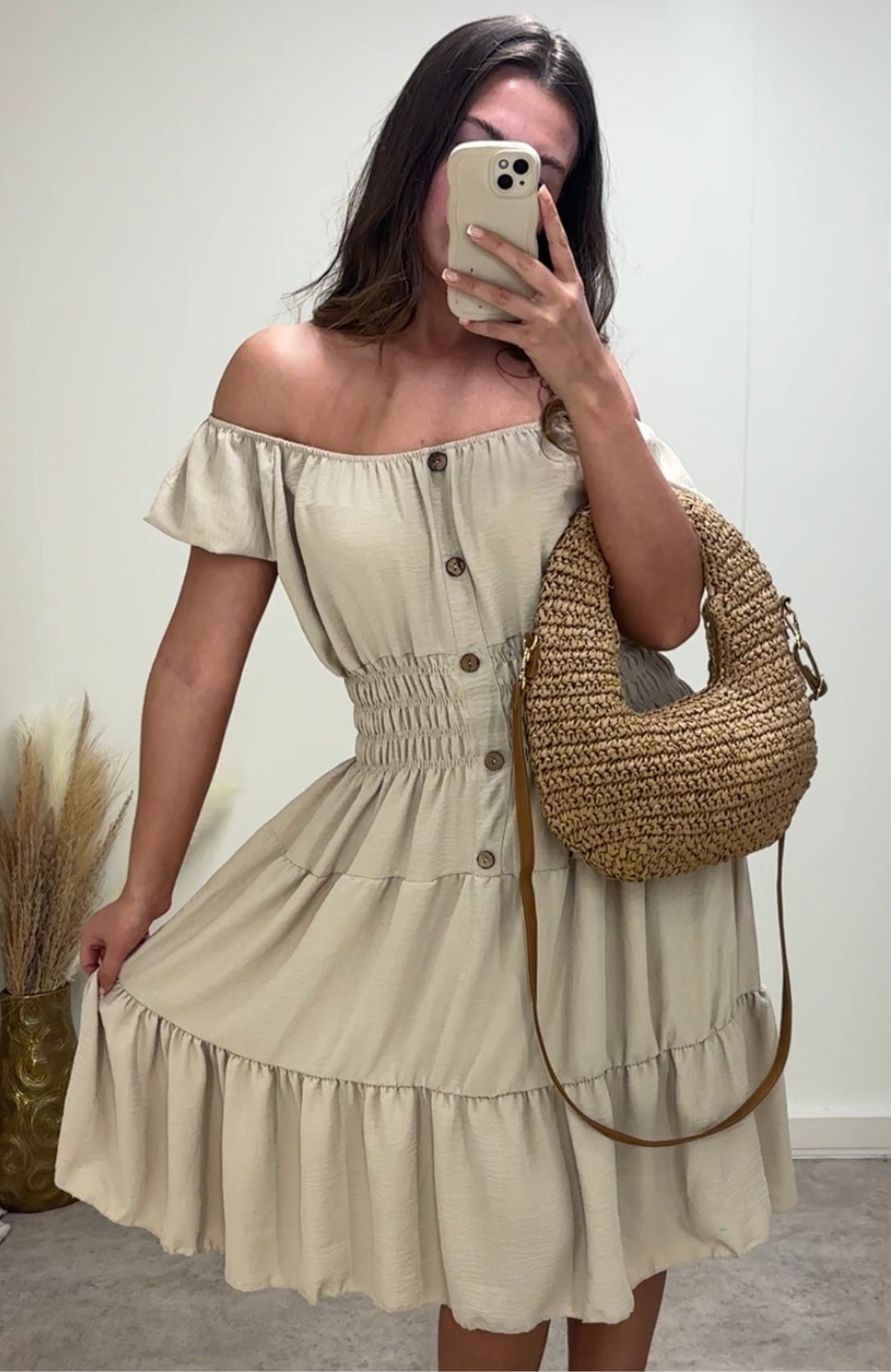 The OVAL Straw Bag