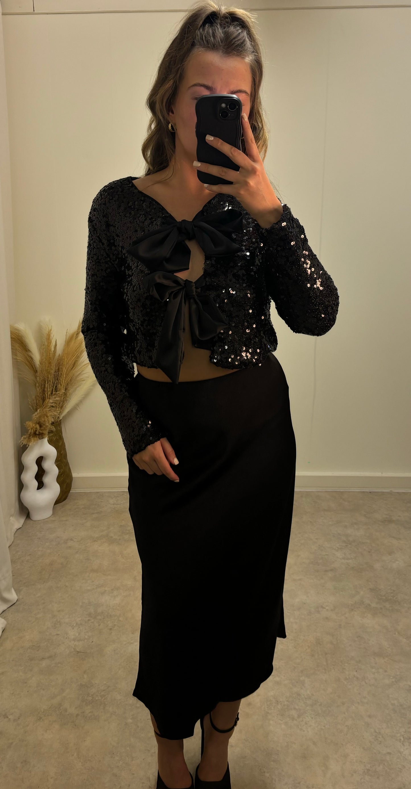 SIA sequin bow cardigan top