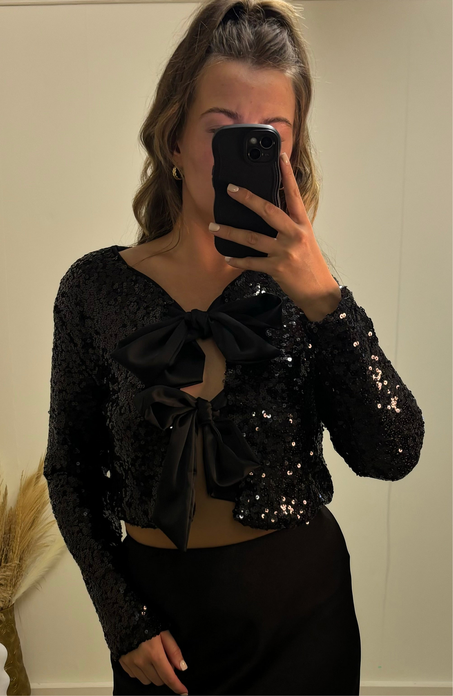 SIA sequin bow cardigan top