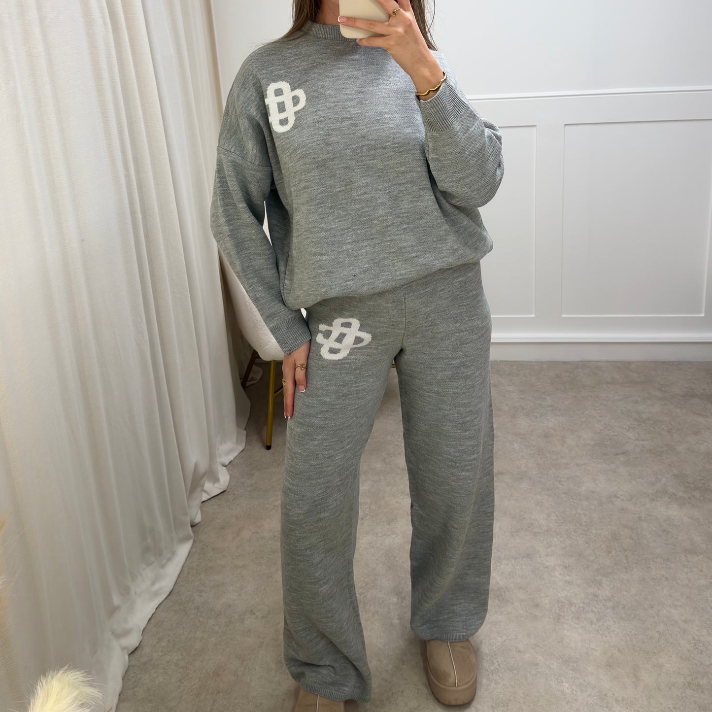 The Emblem Knit Cosy Co-Ord Contrast Set