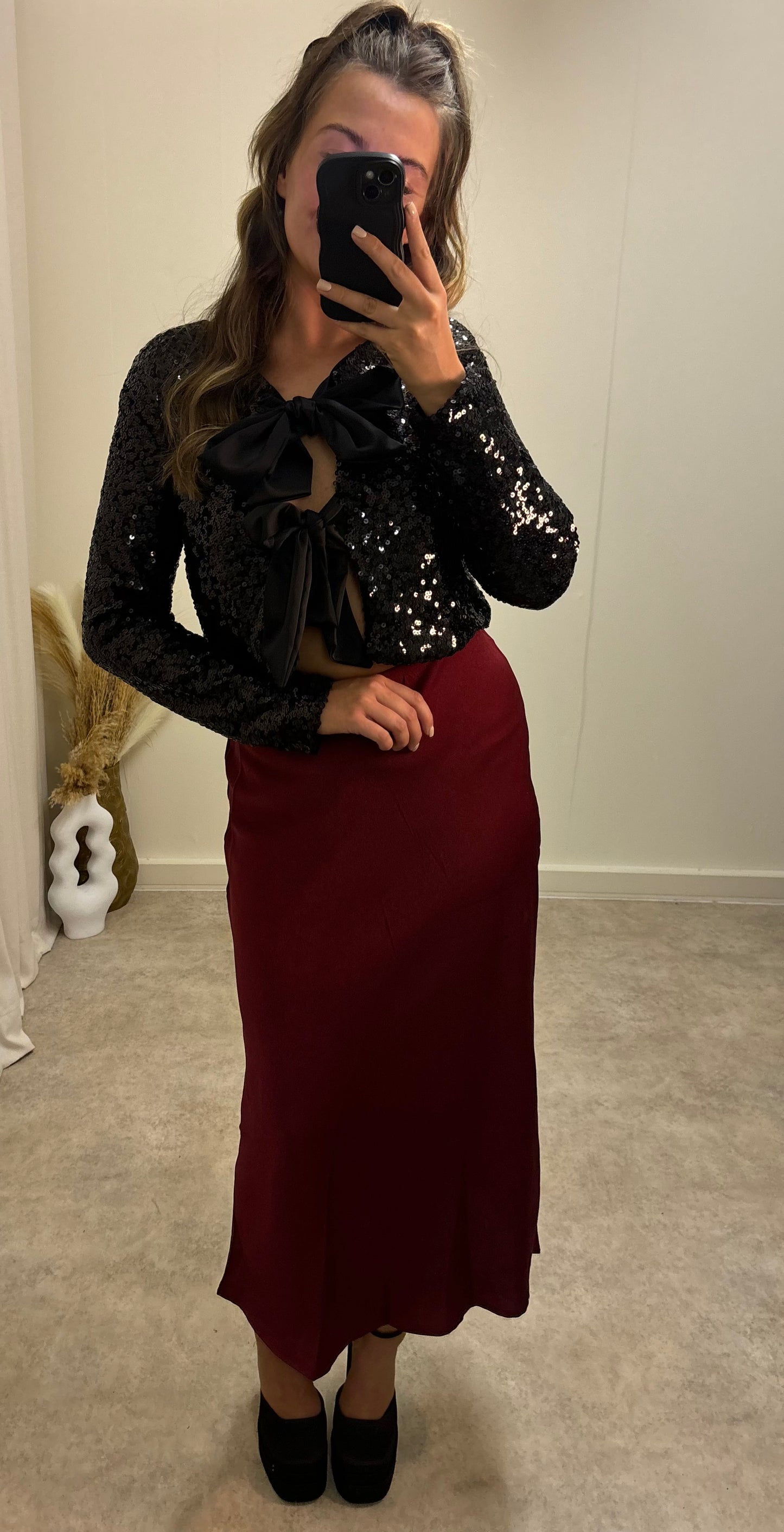 SIA sequin bow cardigan top