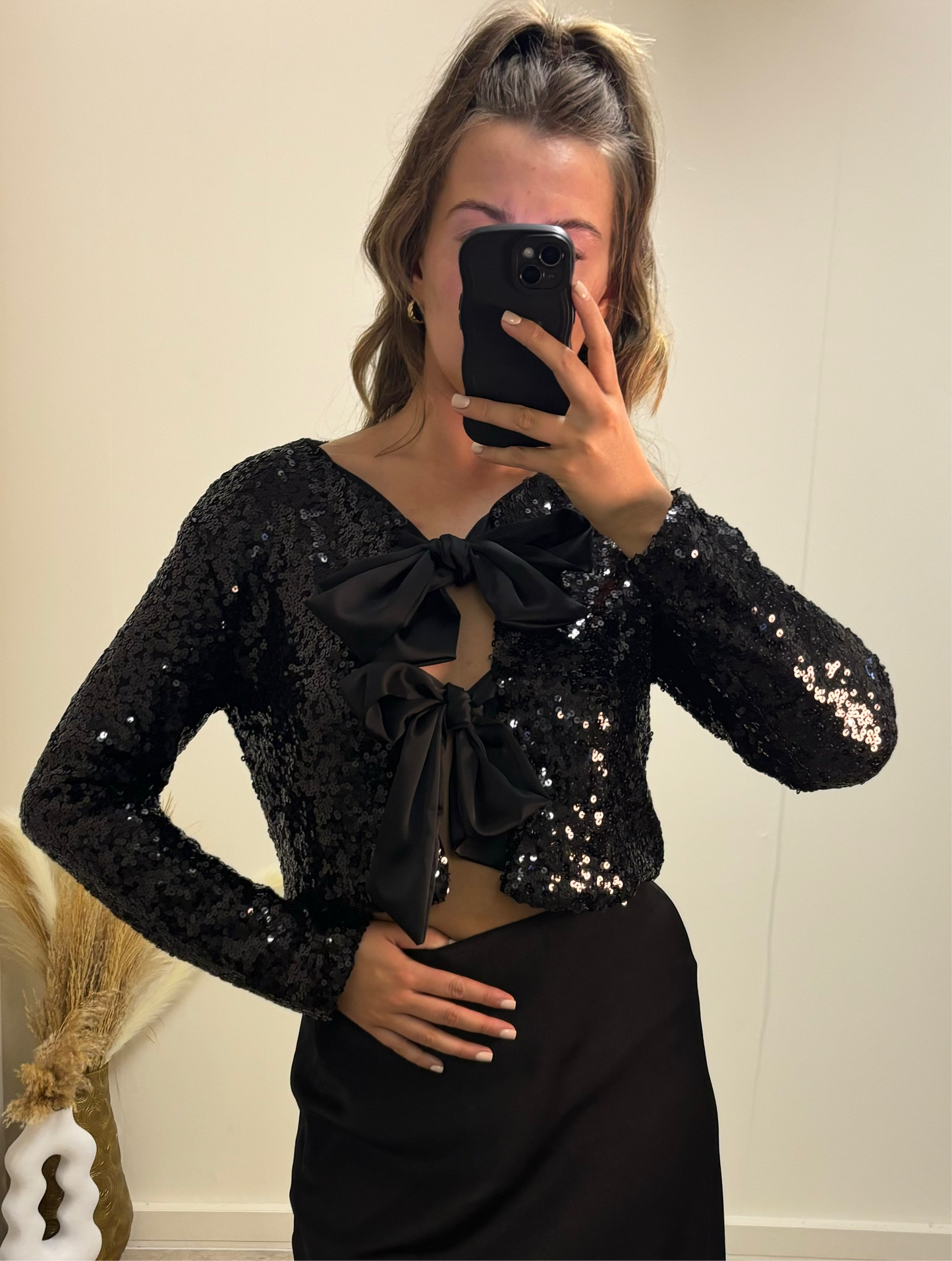 SIA sequin bow cardigan top