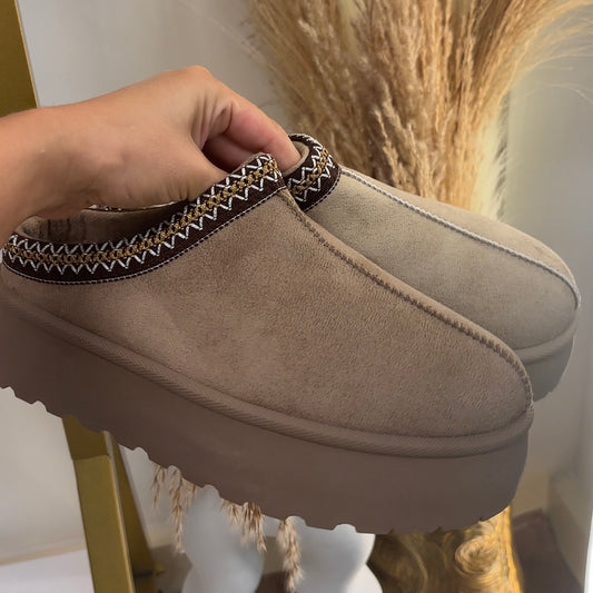 TASMIN chunky fur-lined outdoor winter slipper shoes
